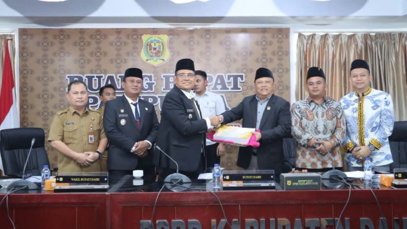 Bupati Dairi Sampaikan Nota Pengantar Atas Ranperda Pertanggungjawaban Pelaksanaan APBD Tahun Anggaran 2025
