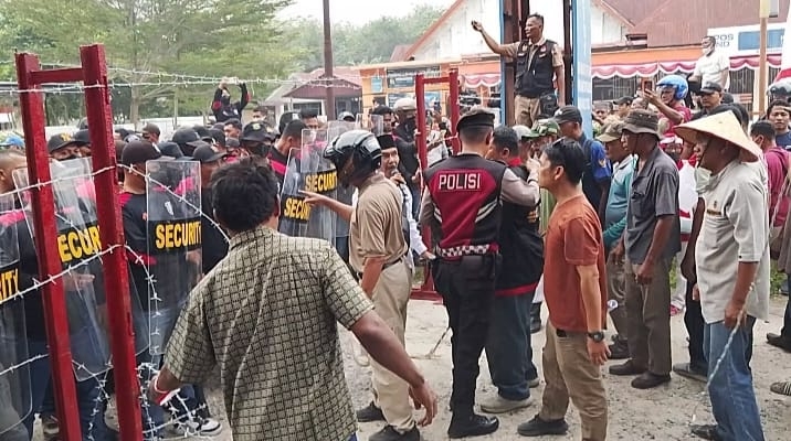 Koptan HKTI Asahan Bentrok Dengan Satpam PT. BSP Kisaran : Lima Warga Luka-luka dan 2 Kaca Mobil Pecah