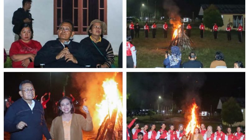 Usai Dikukuhkan, Bupati Dairi Vickner Sinaga Pimpin Renungan Suci Bersama Paskibraka Mengingatkan Perjuangan Para Pahlawan