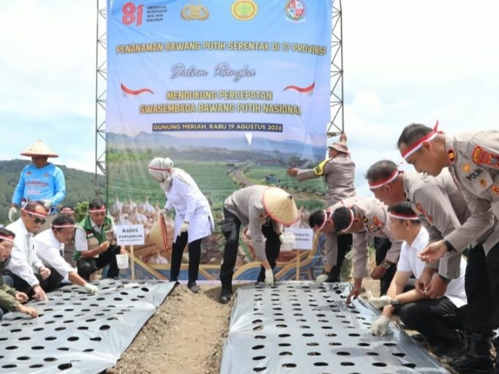 Polri Dukung Swasembada Pangan, Polresta Deli Serdang turut laksanakan Penanaman Bawang Putih Serentak Di 17 Provinsi