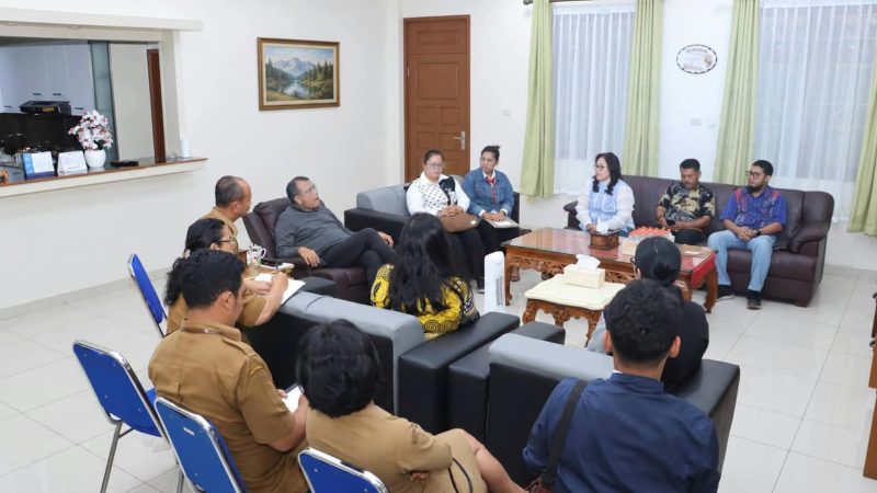 Bupati Dairi Terima Audiensi DPC Persatuan Intelegensia Kristen Indonesia Dairi