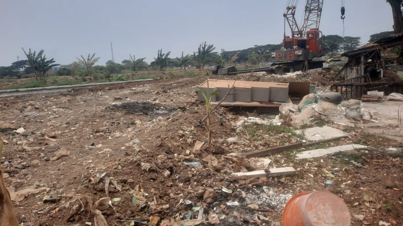 Pemborong Tidak Memasang Plank Proyek