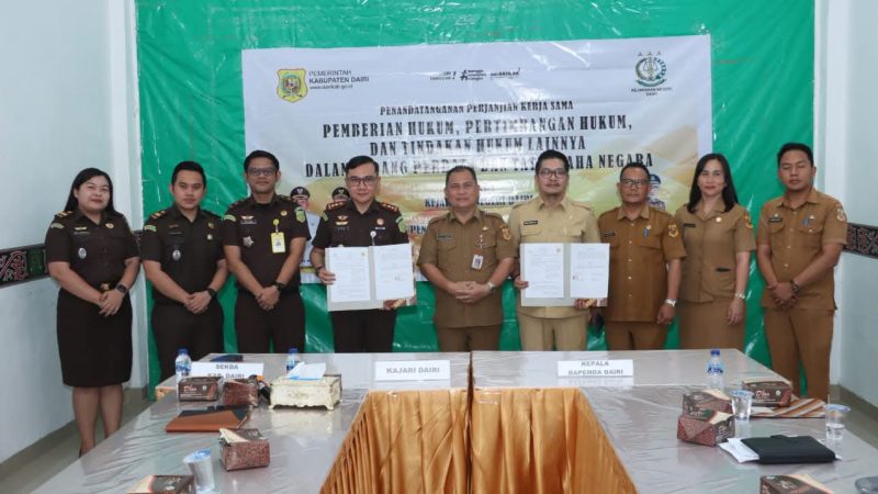 Pemkab Dairi Tandatangani Perjanjian Kerja Sama Dengan Kejaksaan Negeri Dairi Terkait Pemberian Hukum, Pertimbangan Hukum dan Tindakan Hukum Lainnya Dalam Bidang Perdata dan Tata Usaha Negara
