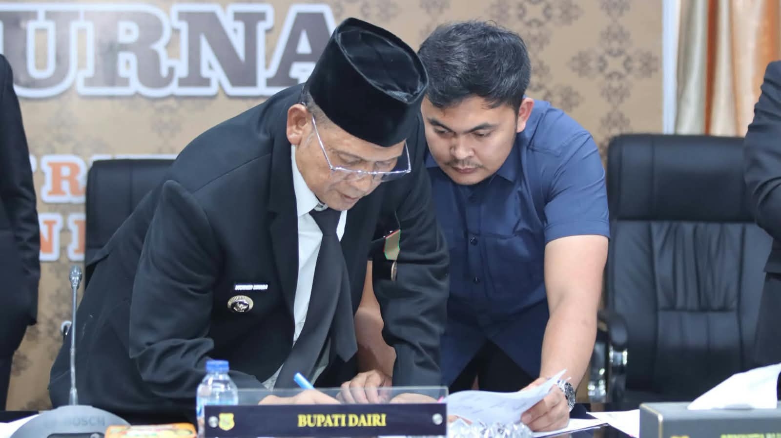 Bupati Dairi Dan DPRD Dairi Tandatangani Nota Kesepakatan Tentang Perubahan KUA-PPAS Tahun Anggaran 2026