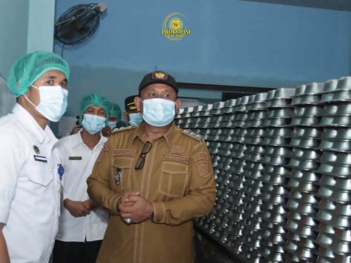 Sidak Dapur MBG, Wabup Dairi Upayakan Percepatan IKL dan Kelayakan Operasional SPPG