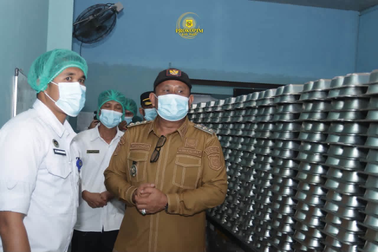 Sidak Dapur MBG, Wabup Dairi Upayakan Percepatan IKL dan Kelayakan Operasional SPPG