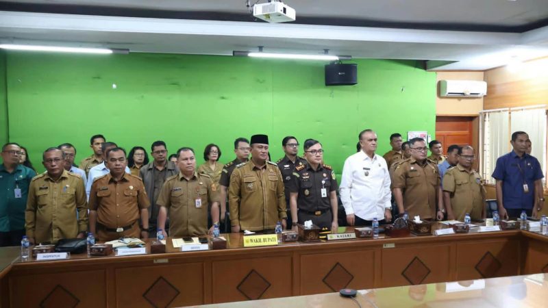 Perkuat Sinergi Pendidikan, Pemkab Dairi Teken MoU Jaksa Sahabat Pendidik Bersama Kejari Dairi