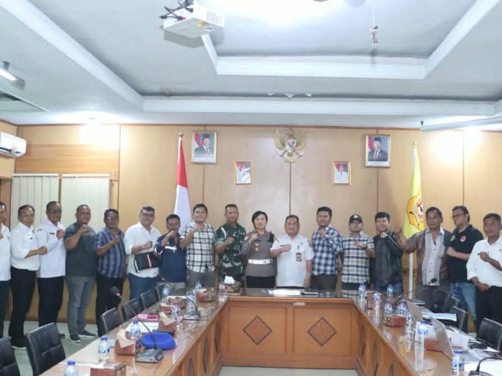 Pemkab Dairi Bersama Pengusaha dan Pemilik Jasa Angkutan Tandatangani Pernyataan Sikap, Truk Bertonase Besar Diwajibkan Lewat Jalan Ringroad